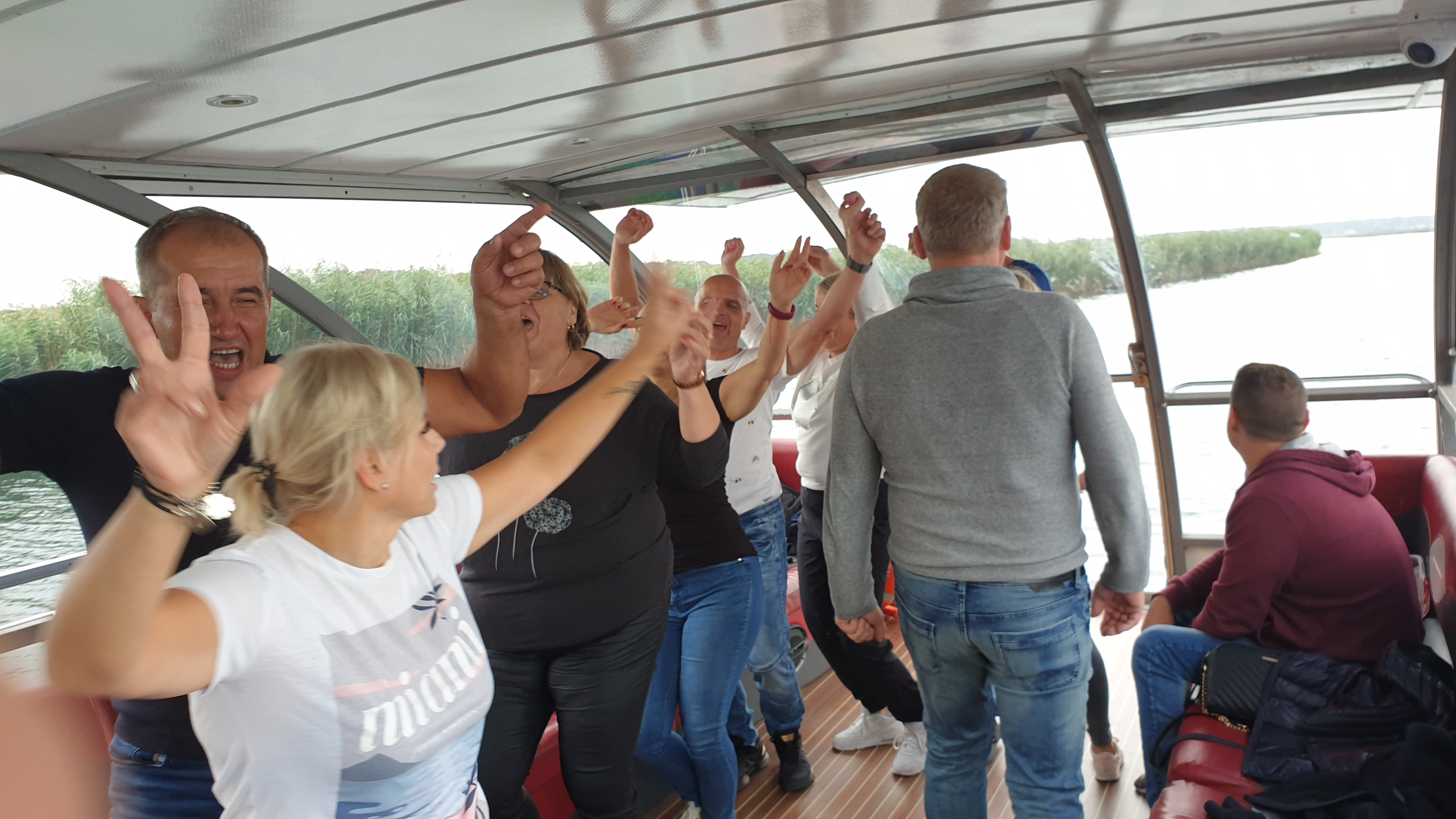 Rejs tramwajem wodnym Wodniczka lub Szuwarka po Krainie44 wysp