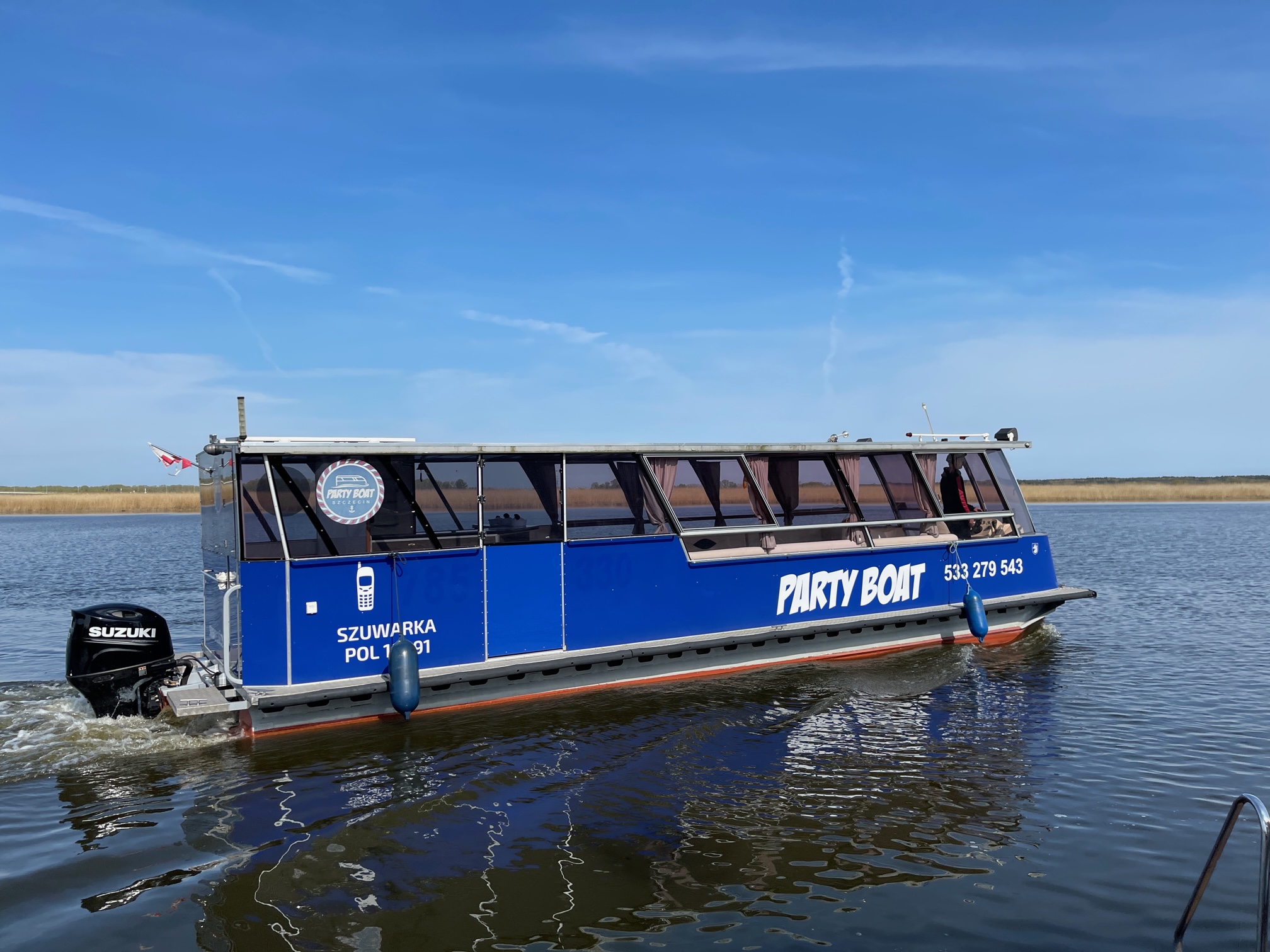 Rejs tramwajem wodnym Wodniczka lub Szuwarka po Krainie44 wysp